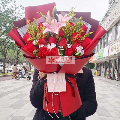 衡水19朵红玫瑰百合，与你幸福前行