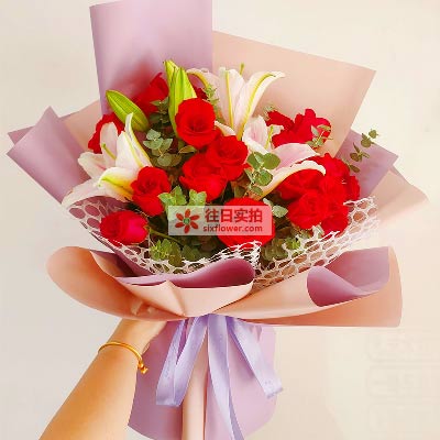 衡水18朵红玫瑰百合，真情相守一生